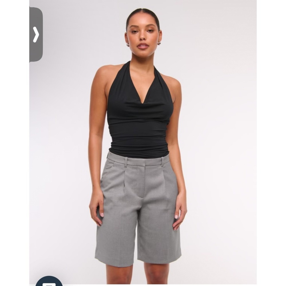 Abercrombie & Fitch Women Grey Mid Rise Bermuda Short Pleated Dress Shorts 24